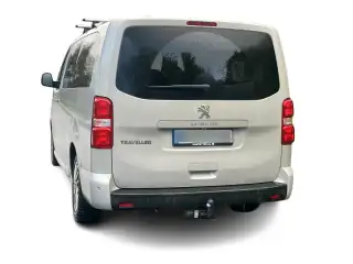 Vehicle image thumbnail, number 4