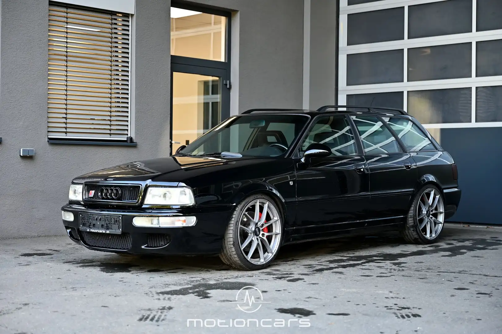 Vehicle image, number 1