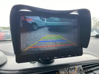 Vehicle image thumbnail, number 7