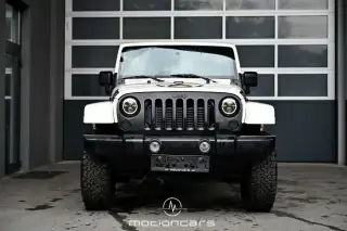 Vehicle image thumbnail, number 3