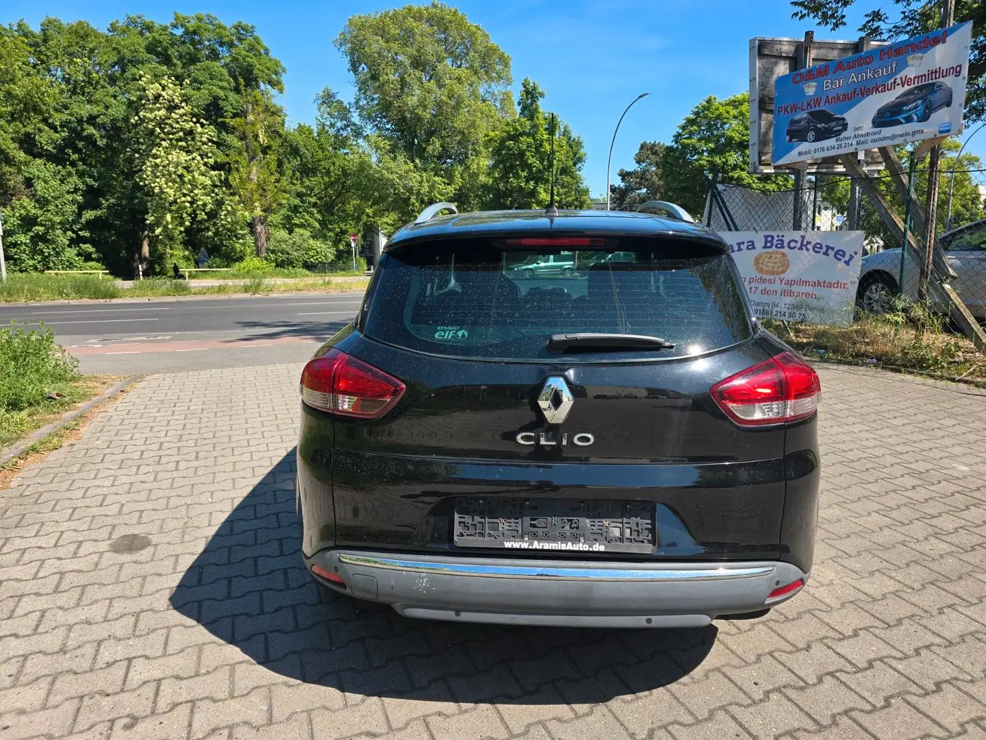 Vehicle image, number 8