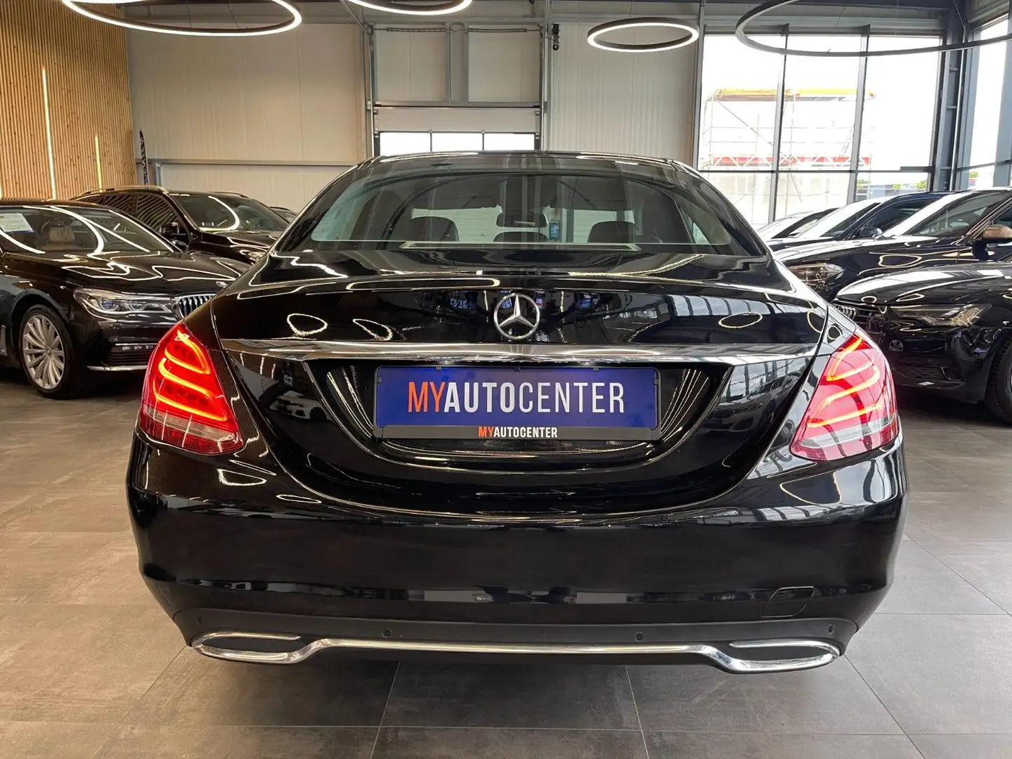 Vehicle image, number 5