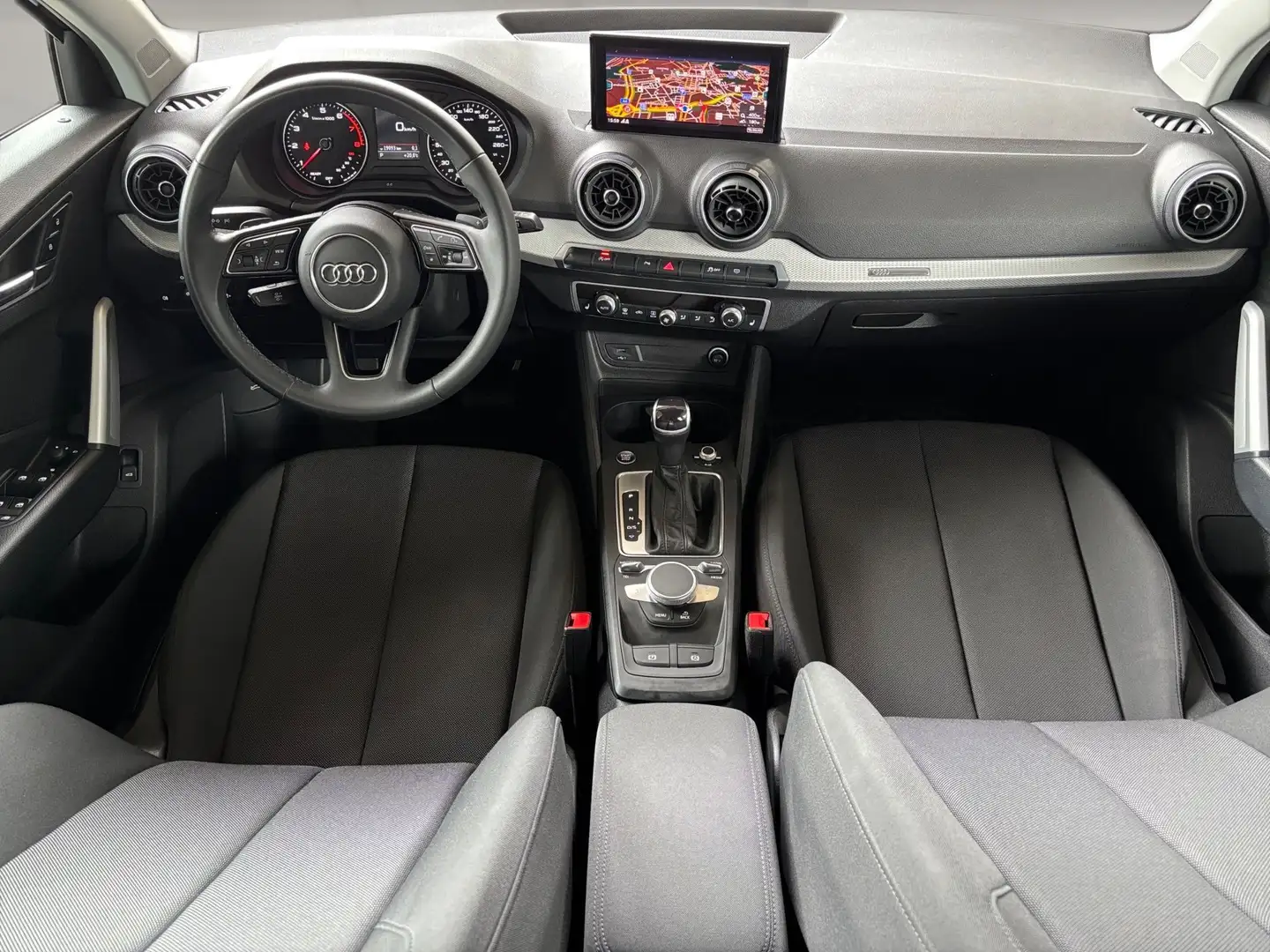 Vehicle image, number 15
