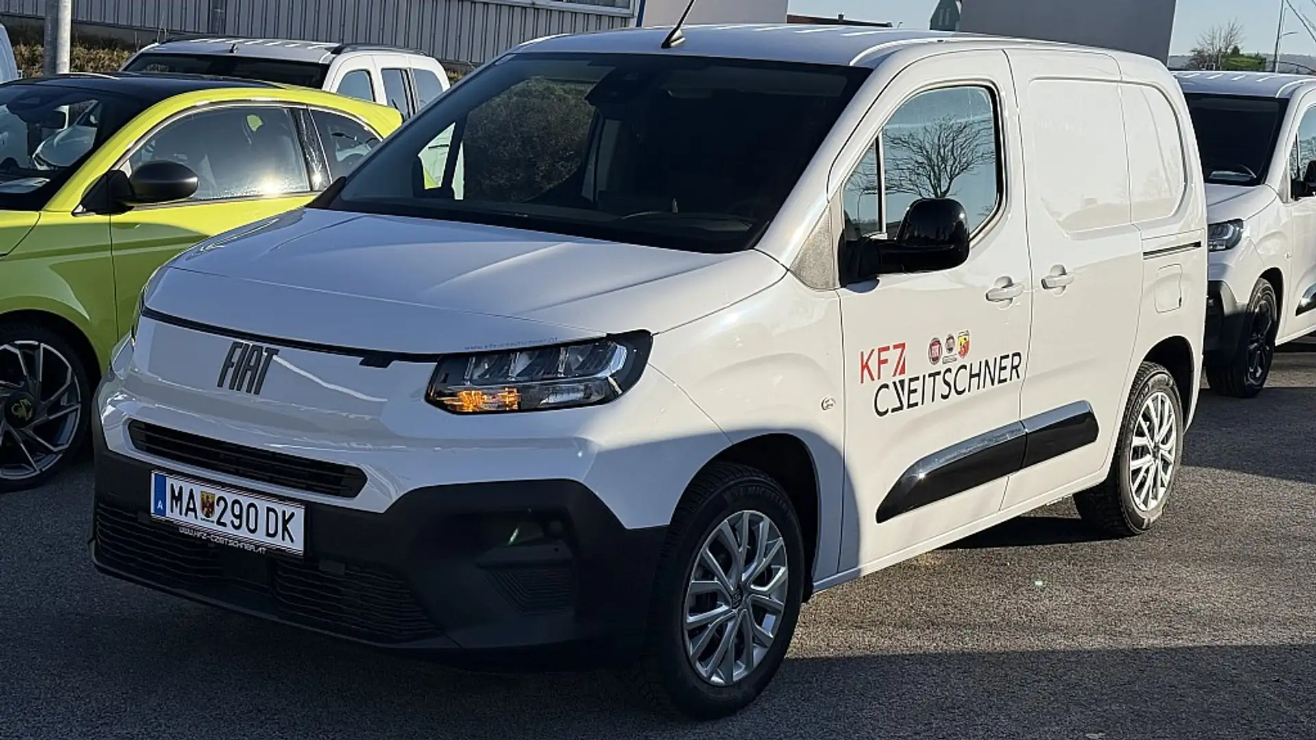 Vehicle image, number 1