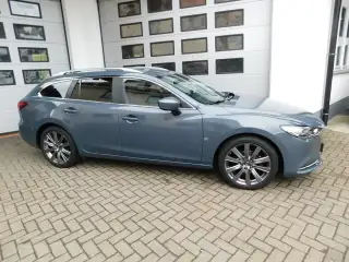 Vehicle image thumbnail, number 3