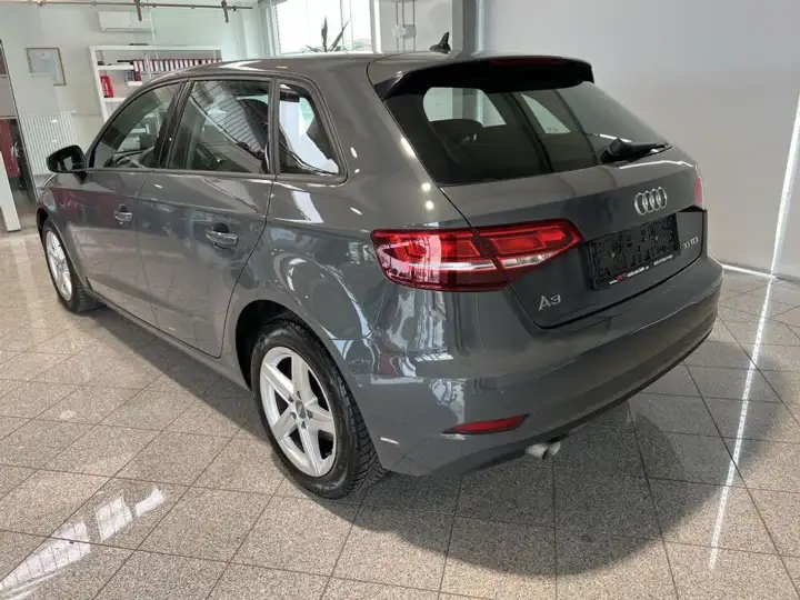 Additional image of the vehicle