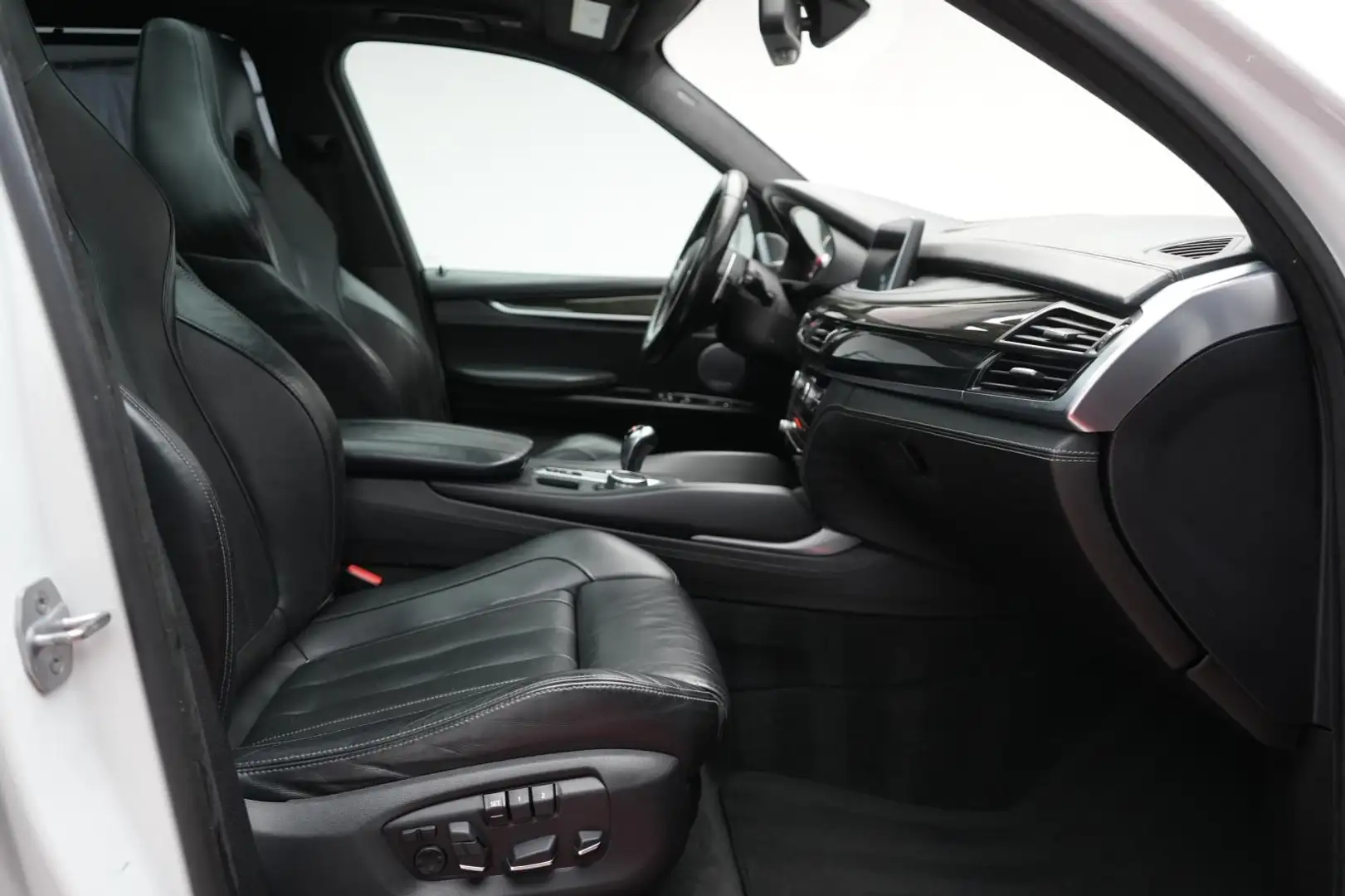 Vehicle image, number 5