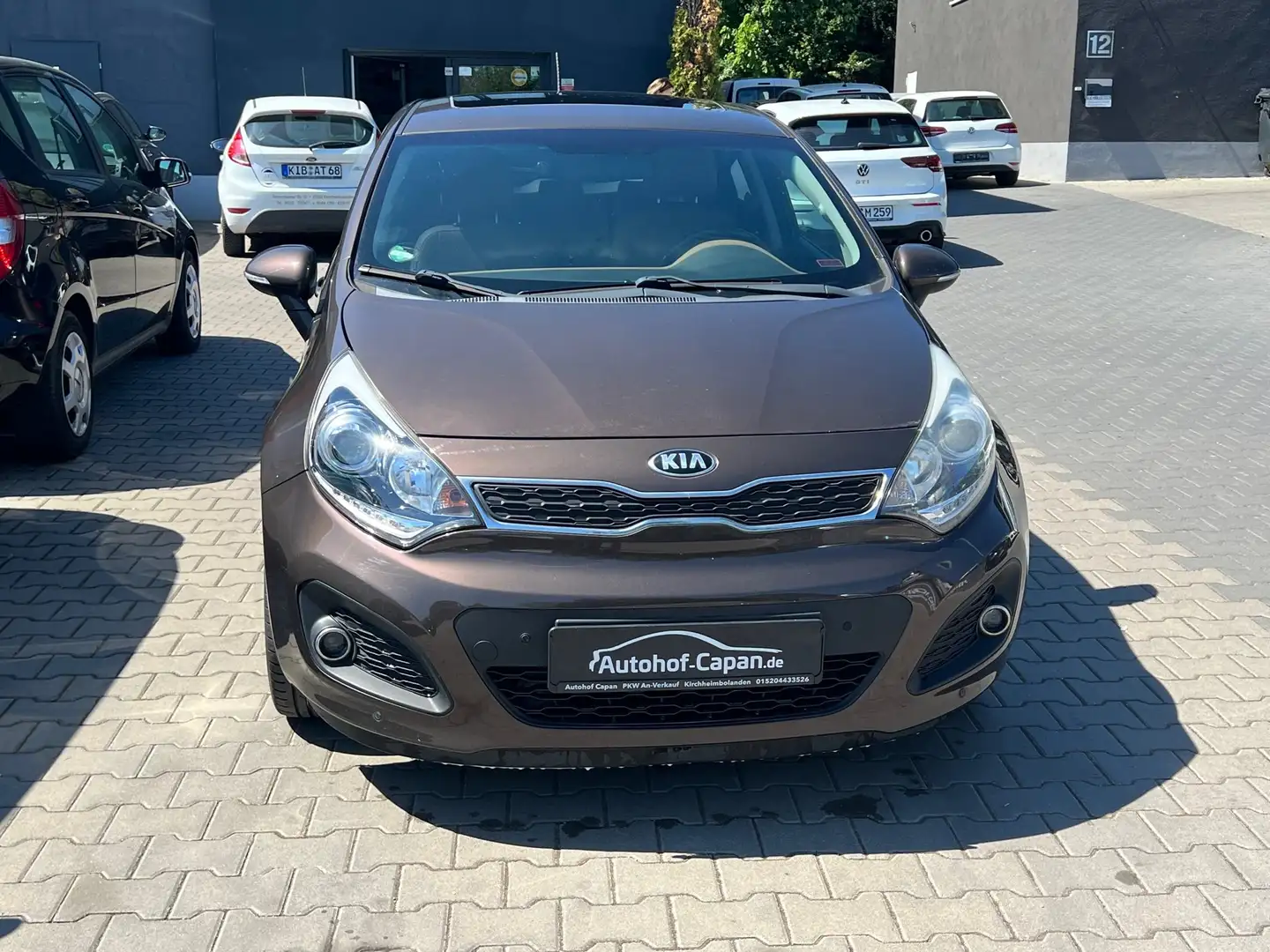 Vehicle image, number 2