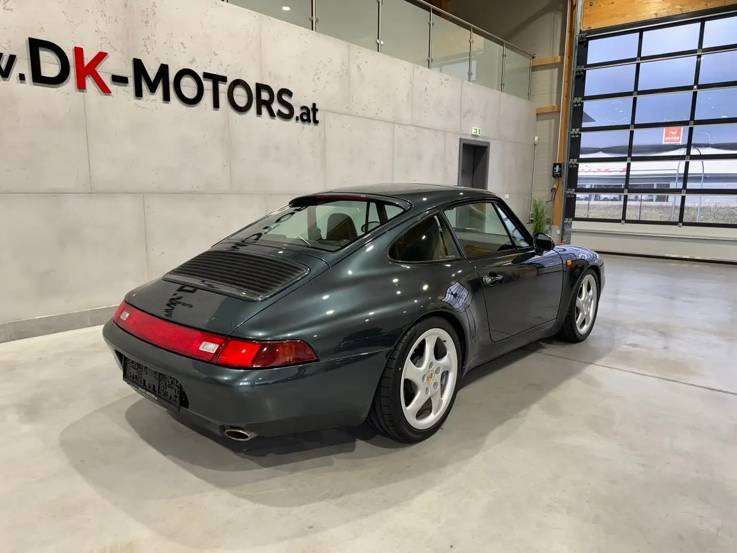 Vehicle image, number 3