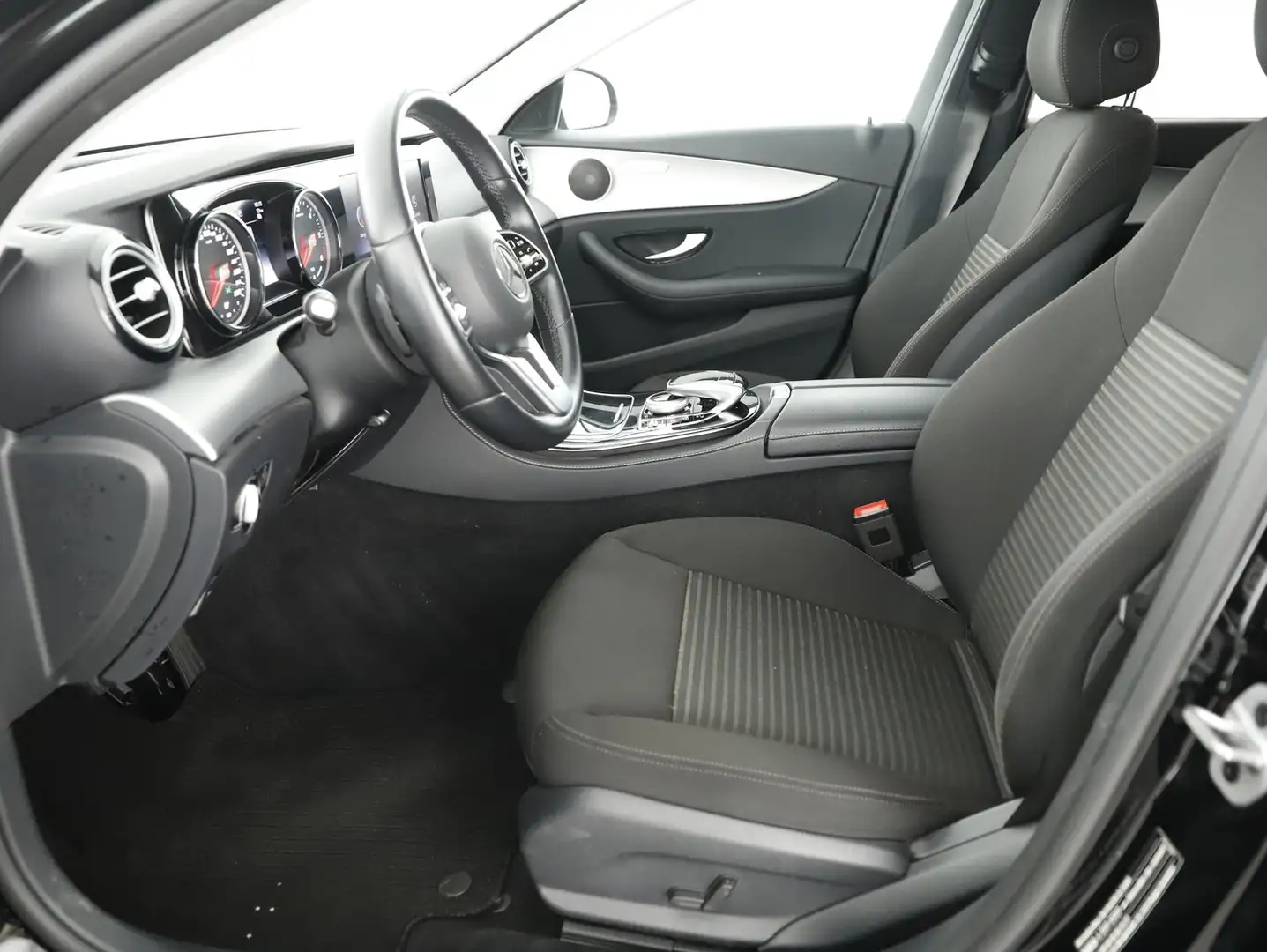 Vehicle image, number 3