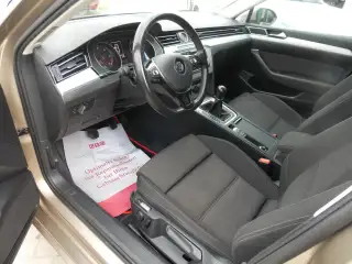 Vehicle image thumbnail, number 3