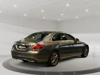 Vehicle image thumbnail, number 4