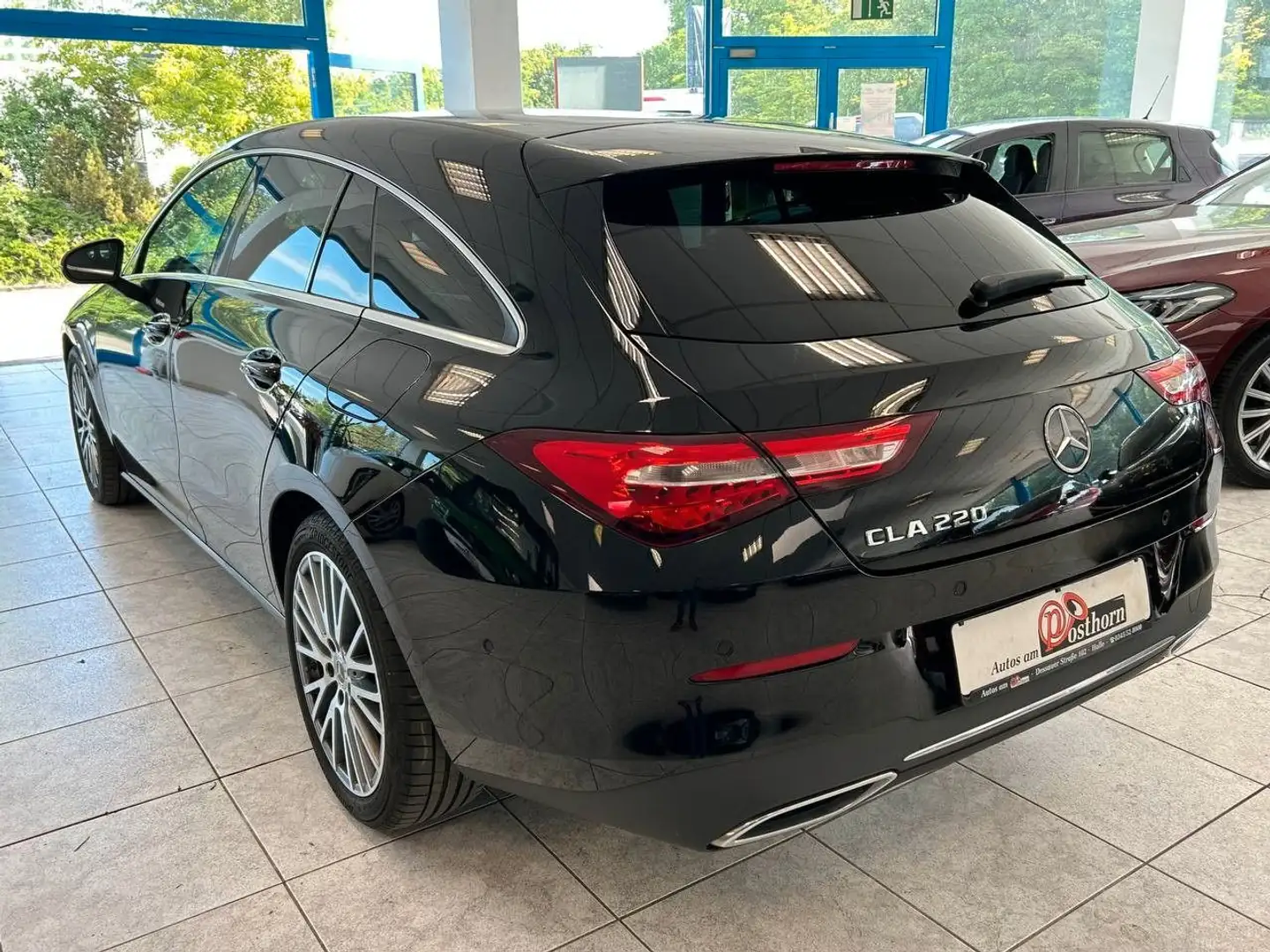 Vehicle image, number 6