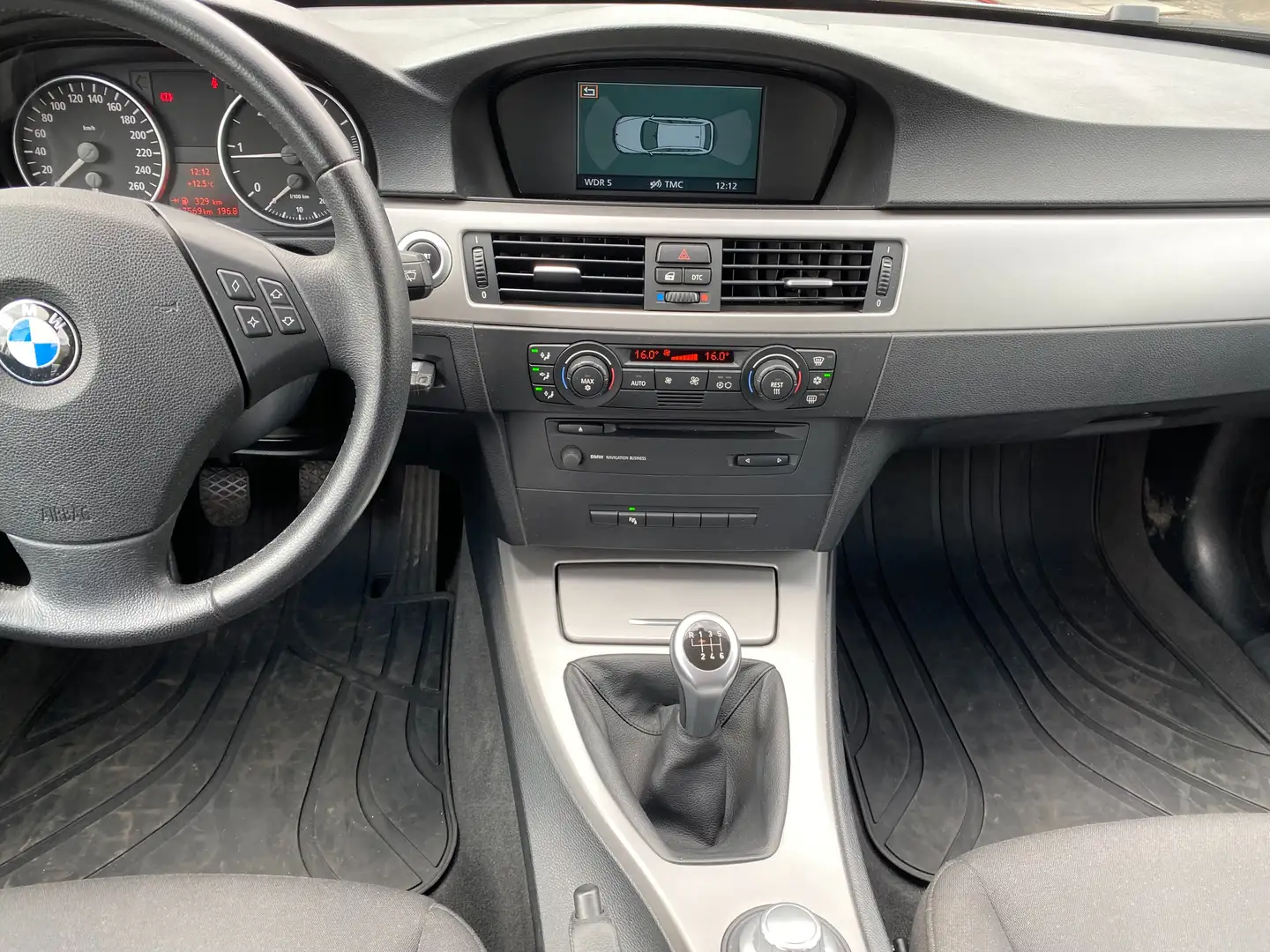 Vehicle image, number 13
