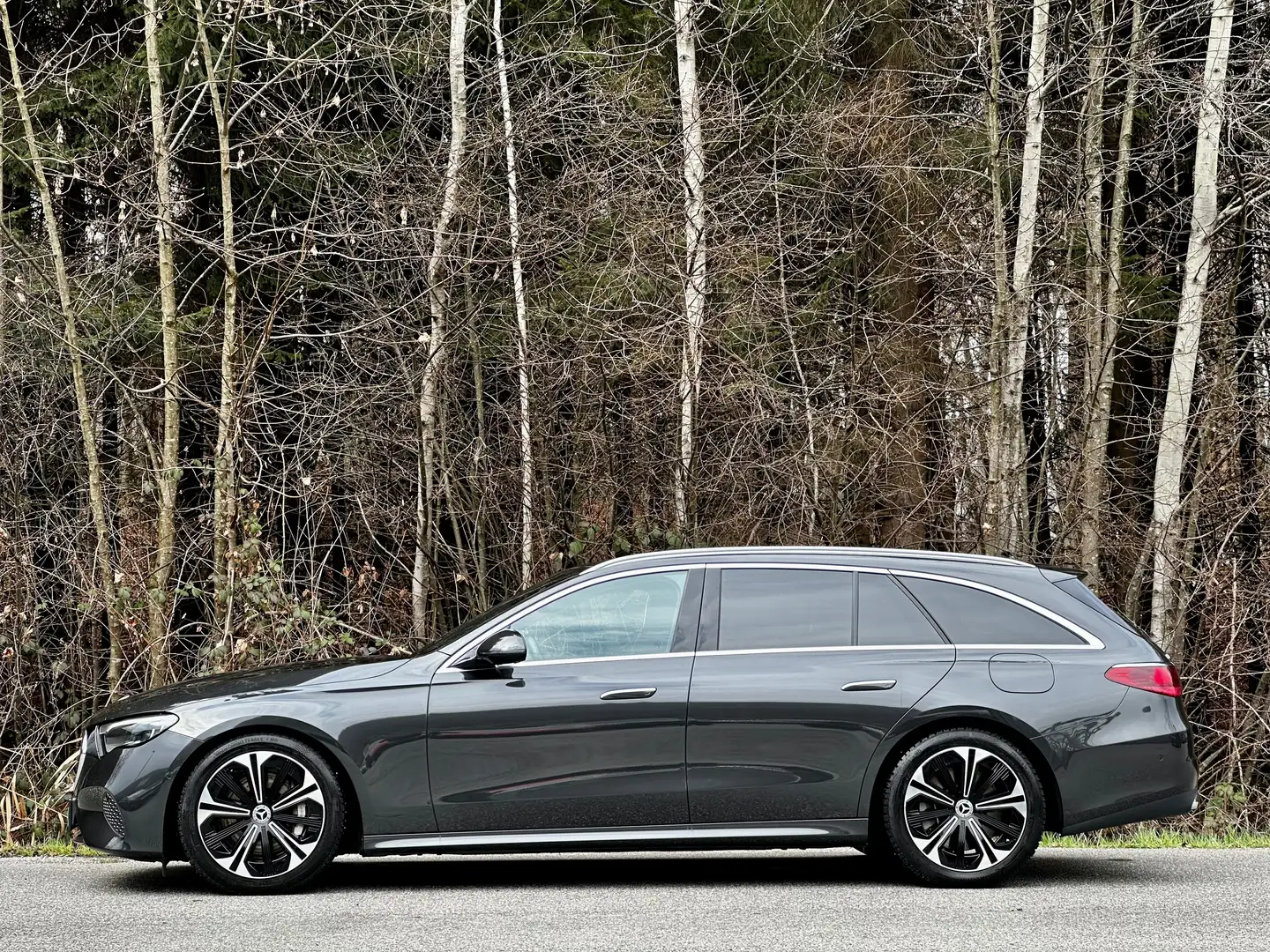 Vehicle image, number 3