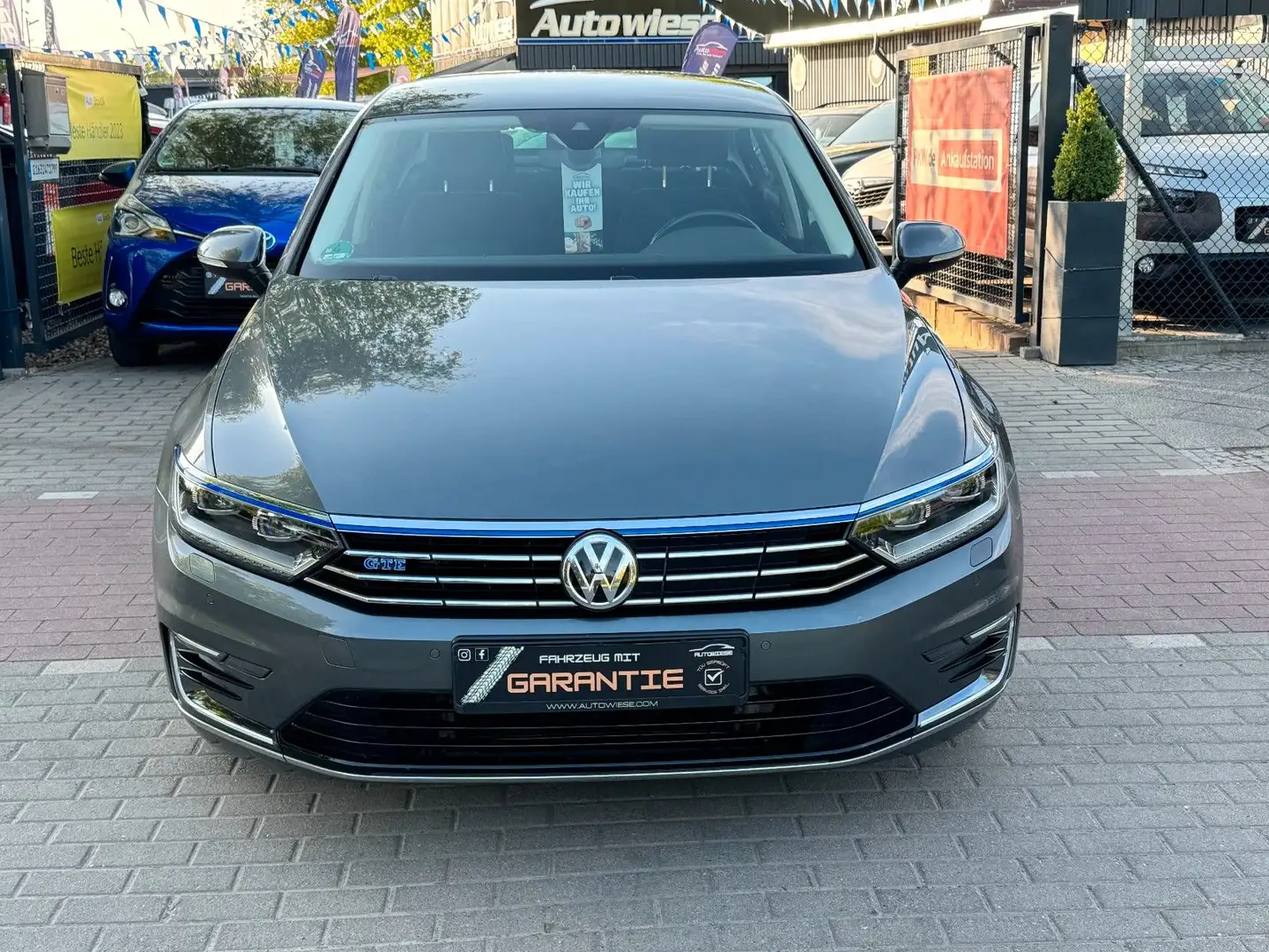 Vehicle image, number 2