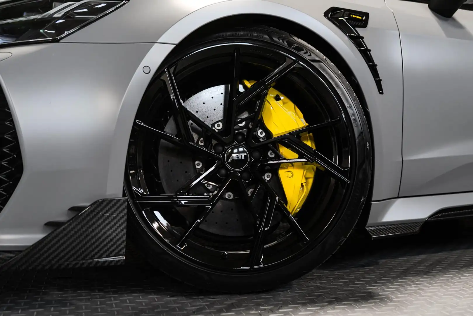 Vehicle image, number 2