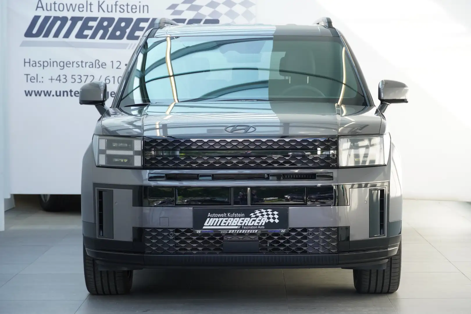 Vehicle image, number 3