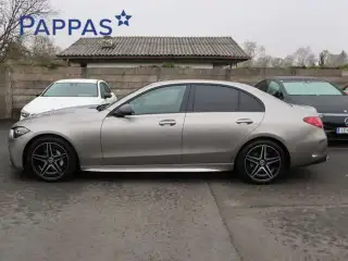 Vehicle image thumbnail, number 7