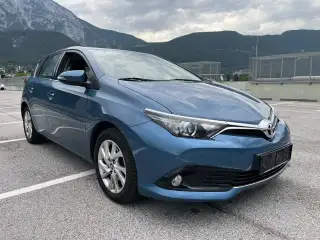 Vehicle image thumbnail, number 4
