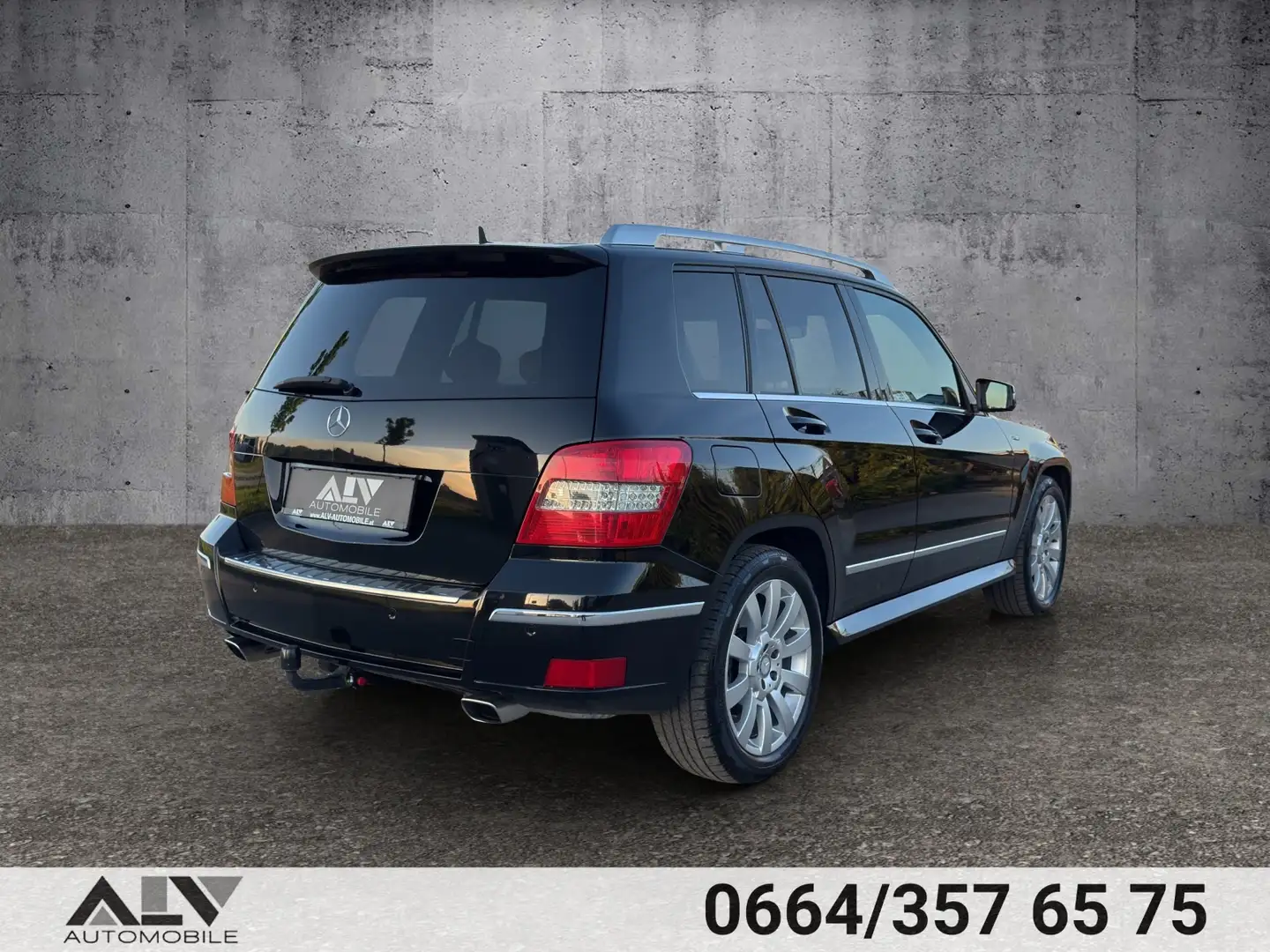 Vehicle image, number 4
