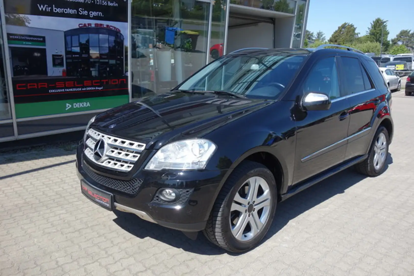Vehicle image, number 1