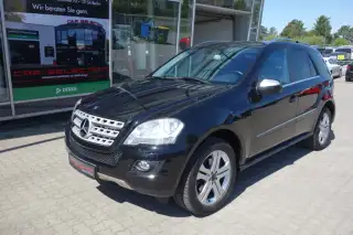 Vehicle image thumbnail, number 1