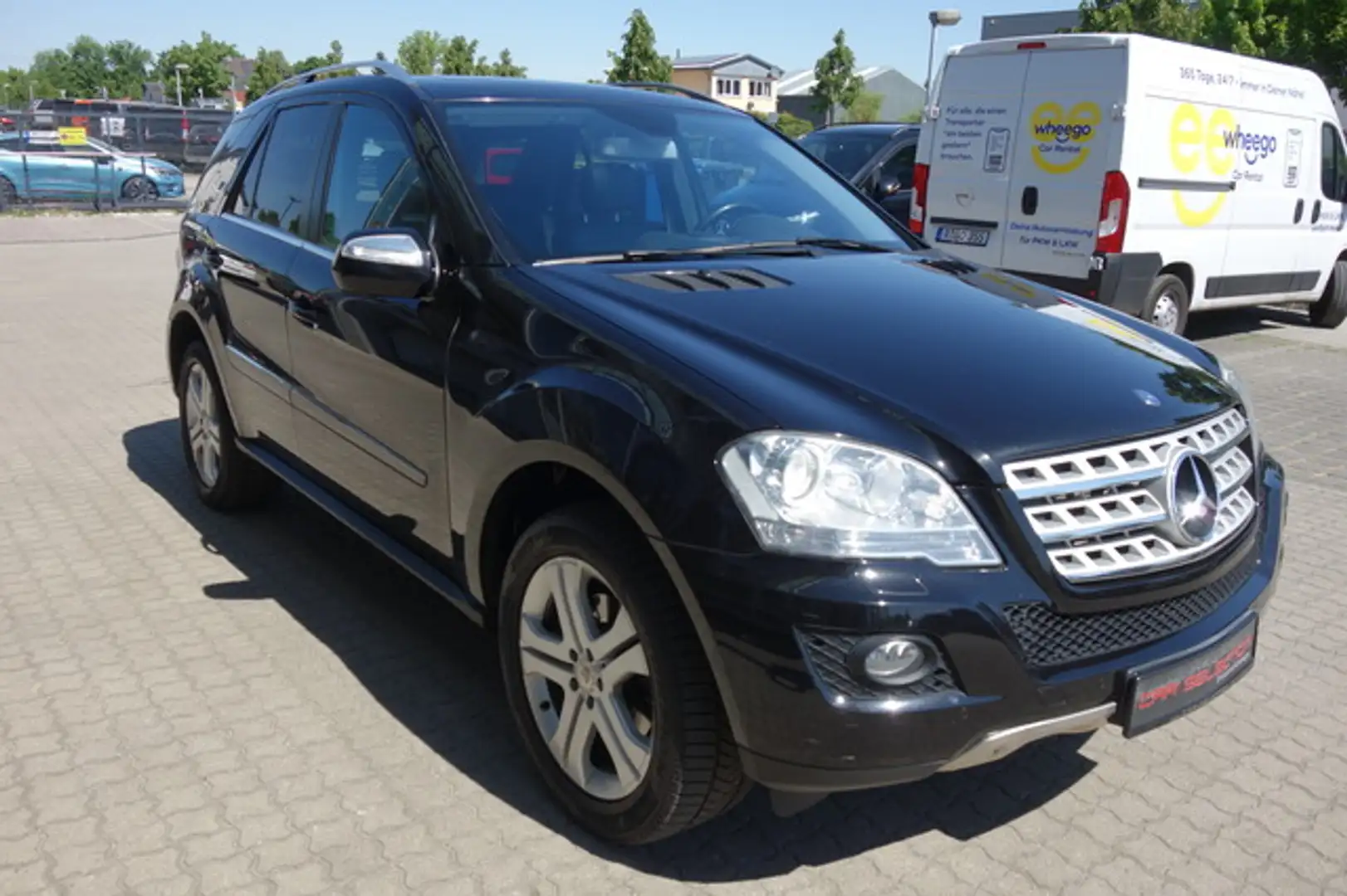 Vehicle image, number 2