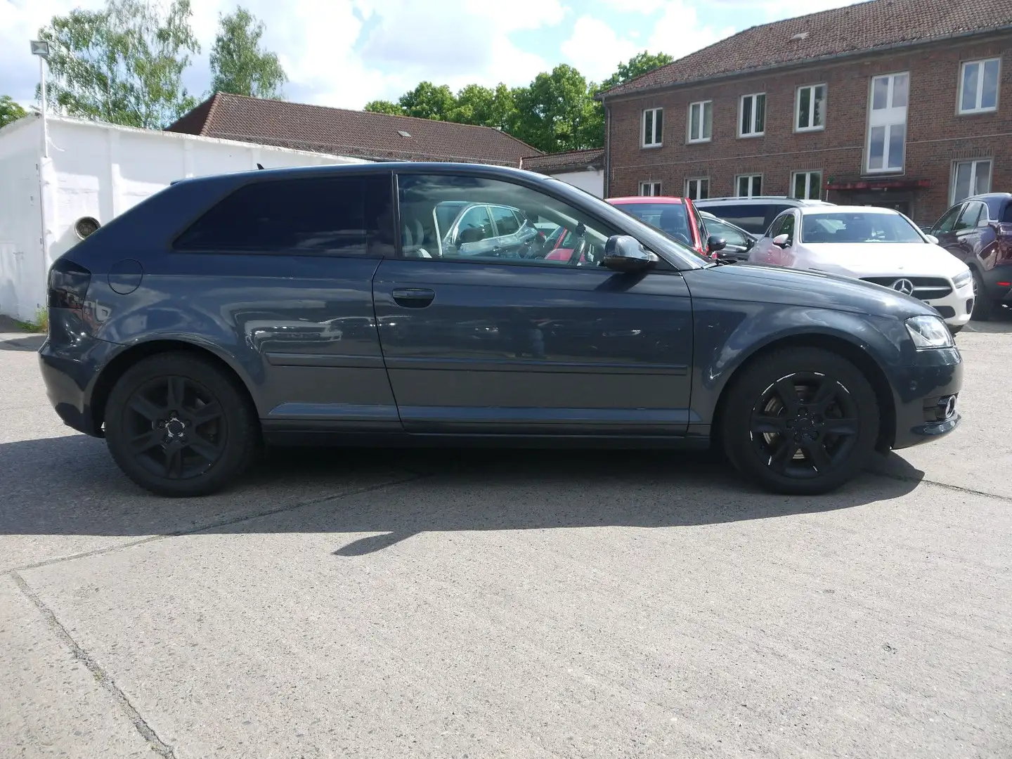 Vehicle image, number 5