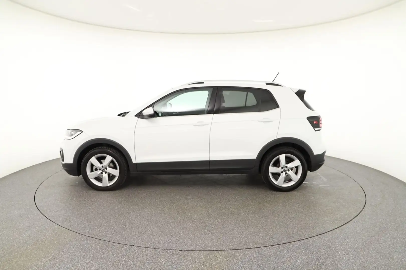 Vehicle image, number 5