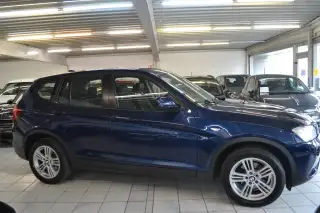 Vehicle image thumbnail, number 8