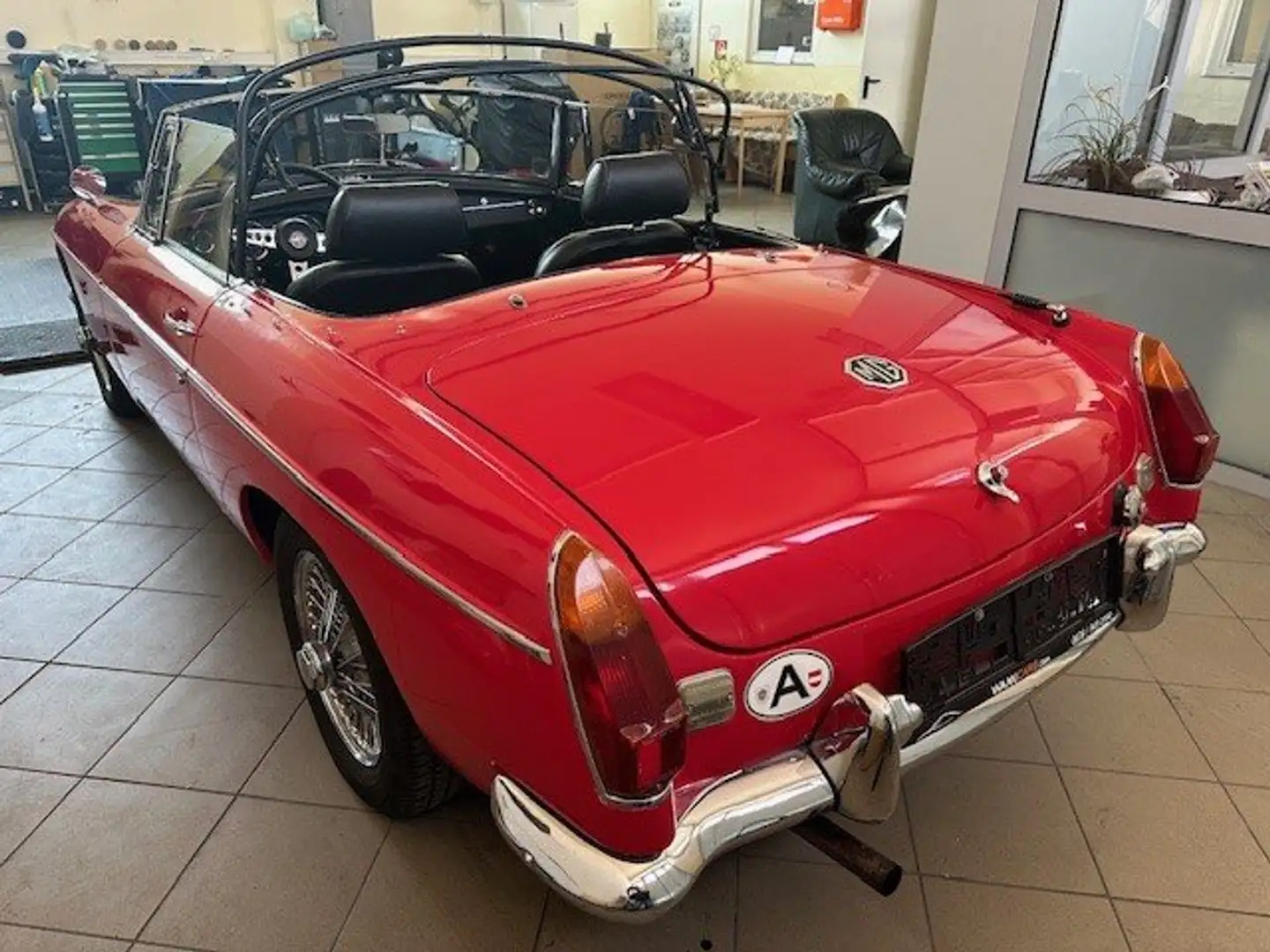 Vehicle image, number 3