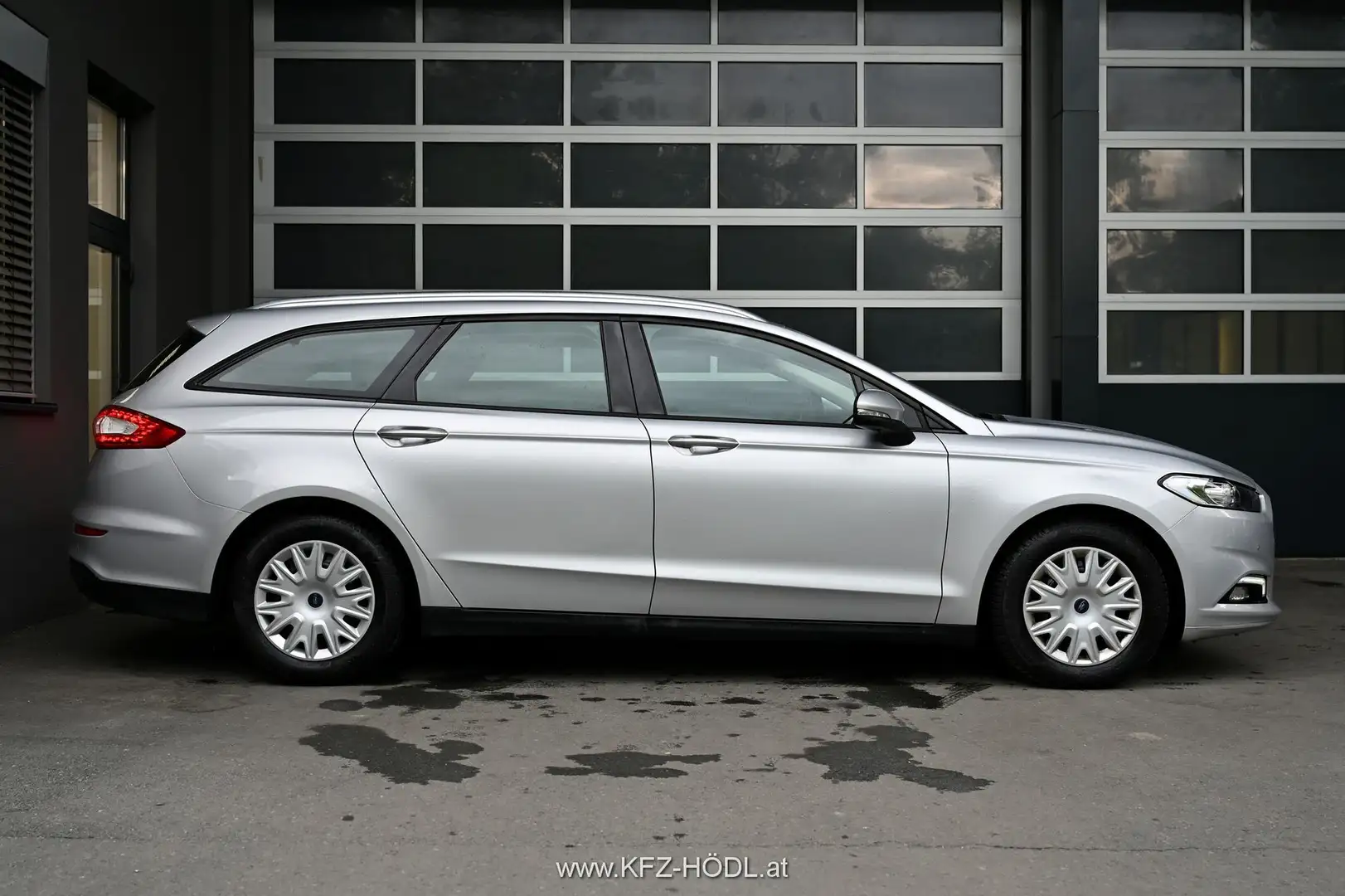 Vehicle image, number 5