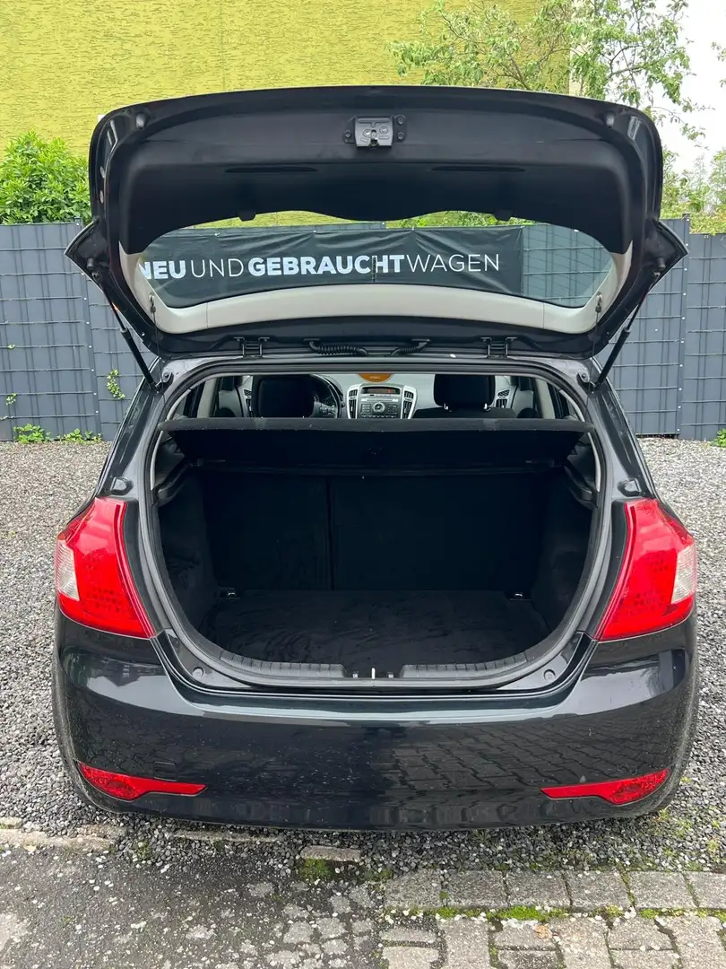 Vehicle image, number 10