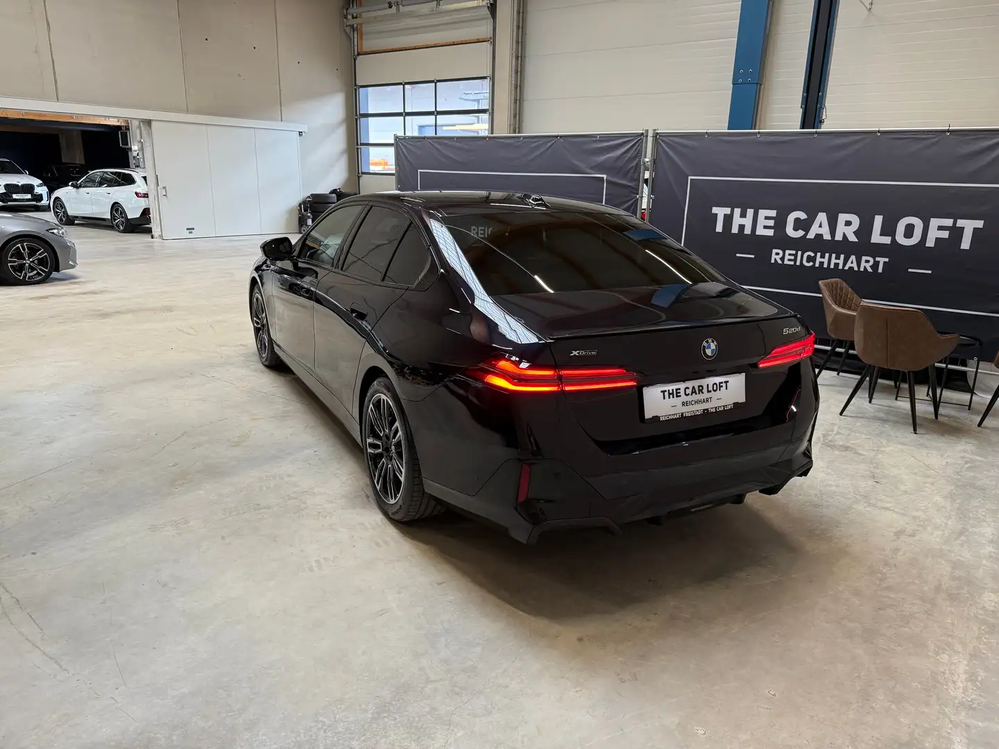 Vehicle image, number 4