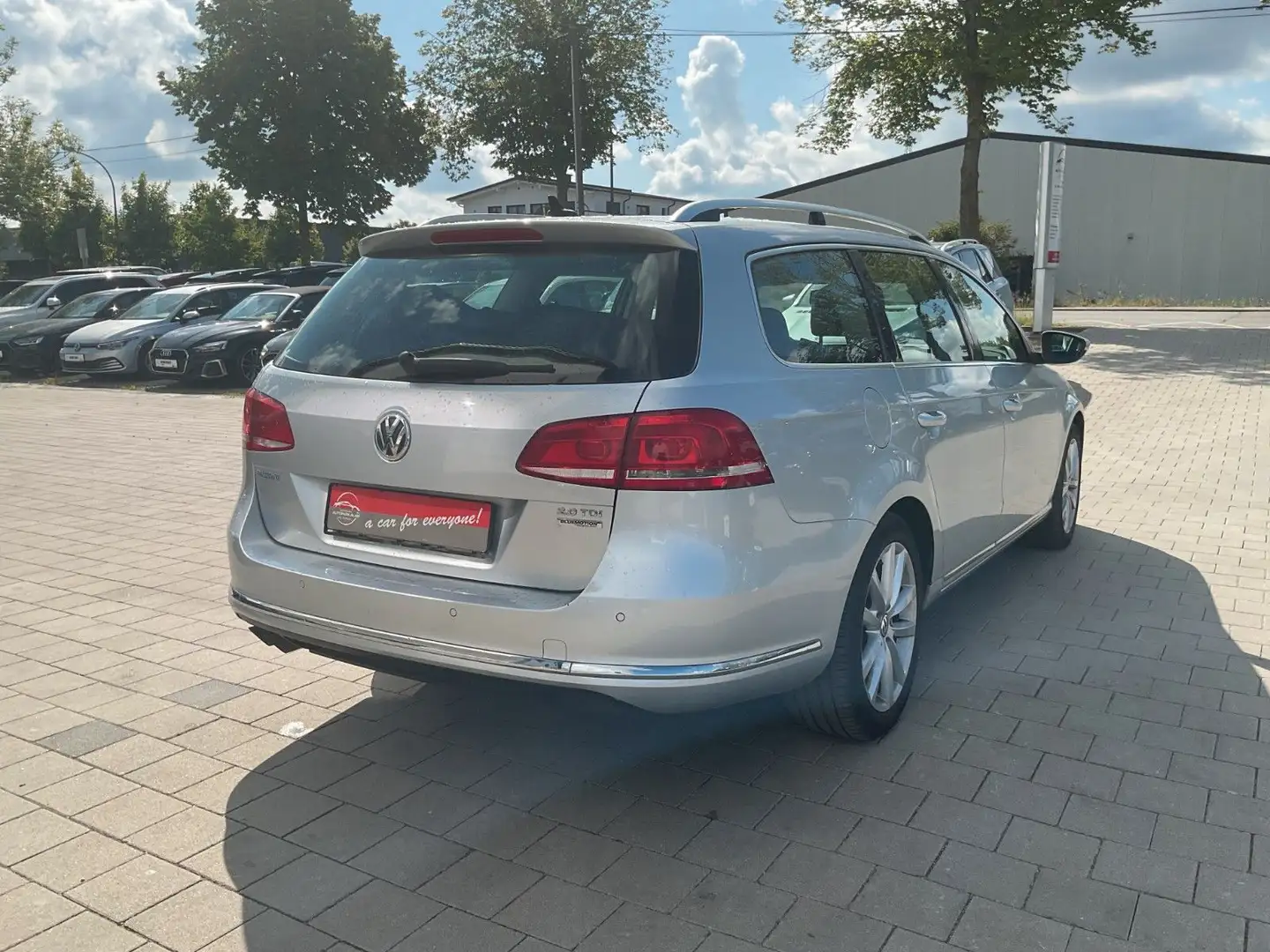 Vehicle image, number 5