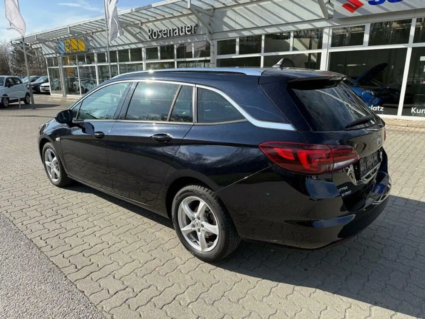 Vehicle image, number 7
