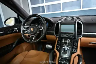 Vehicle image thumbnail, number 12