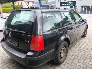 Vehicle image thumbnail, number 4