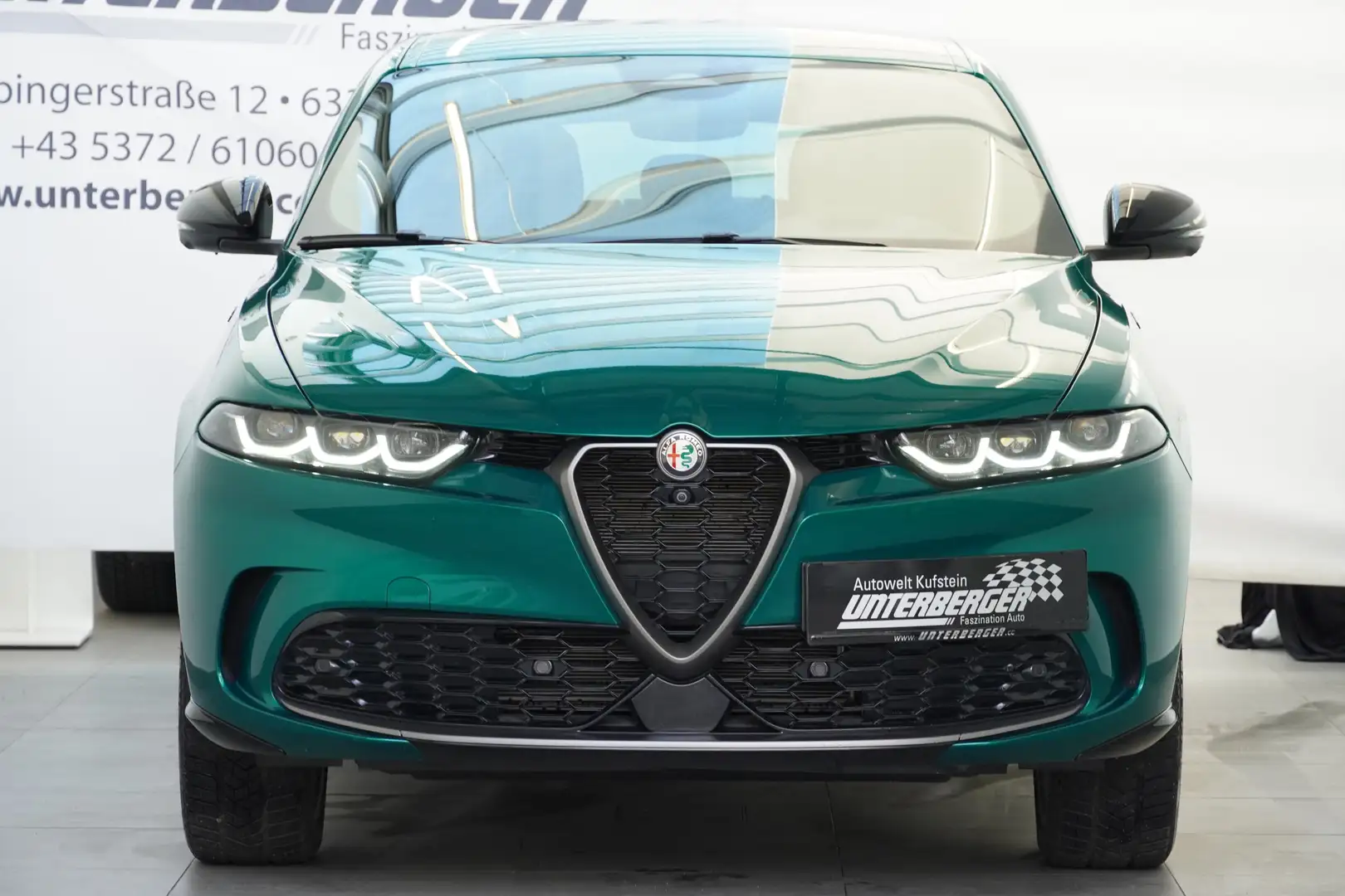 Vehicle image, number 3