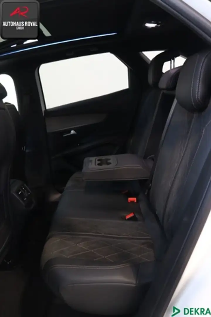 Vehicle image, number 9