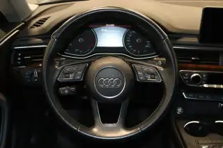 Vehicle image thumbnail, number 4