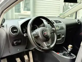 Vehicle image thumbnail, number 14