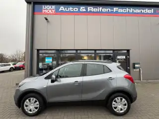 Vehicle image thumbnail, number 4