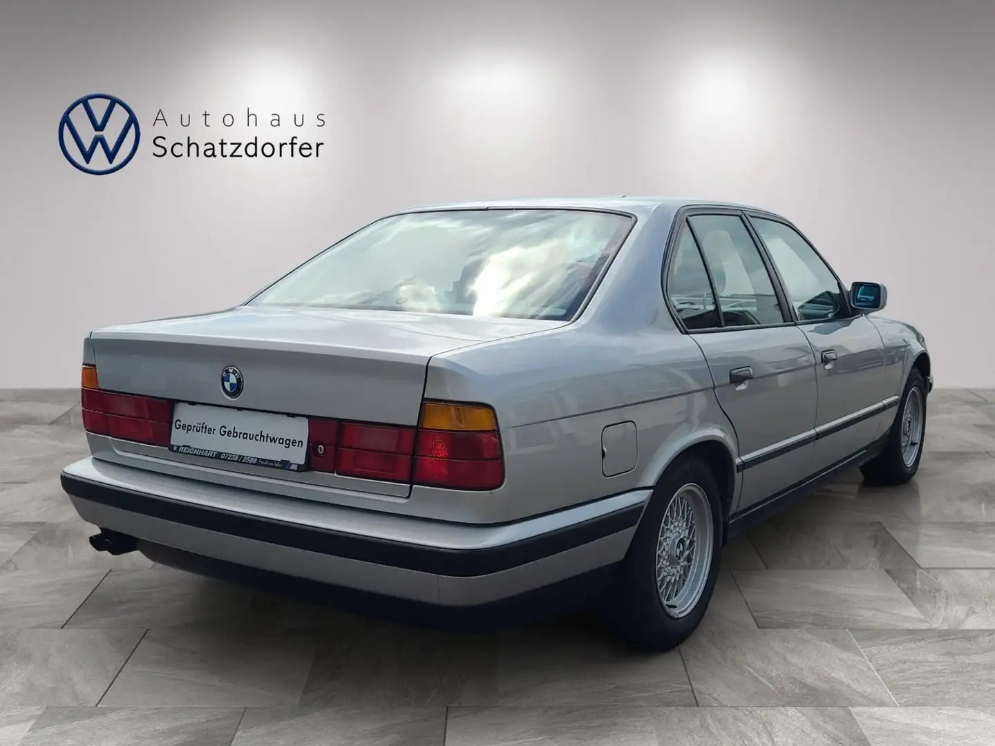 Vehicle image, number 5