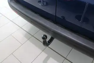 Vehicle image thumbnail, number 3