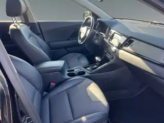 Vehicle image thumbnail, number 16