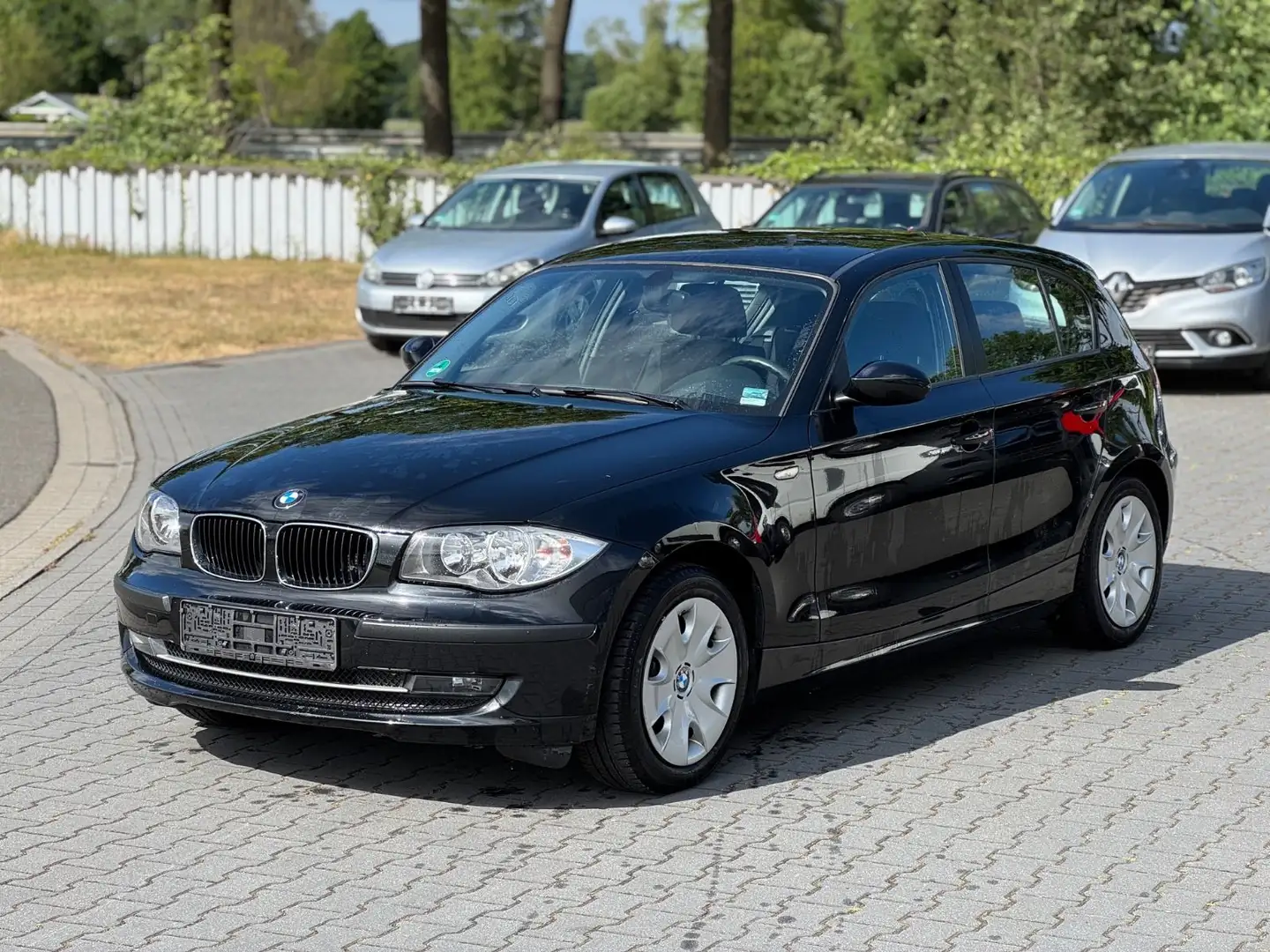 Vehicle image, number 1