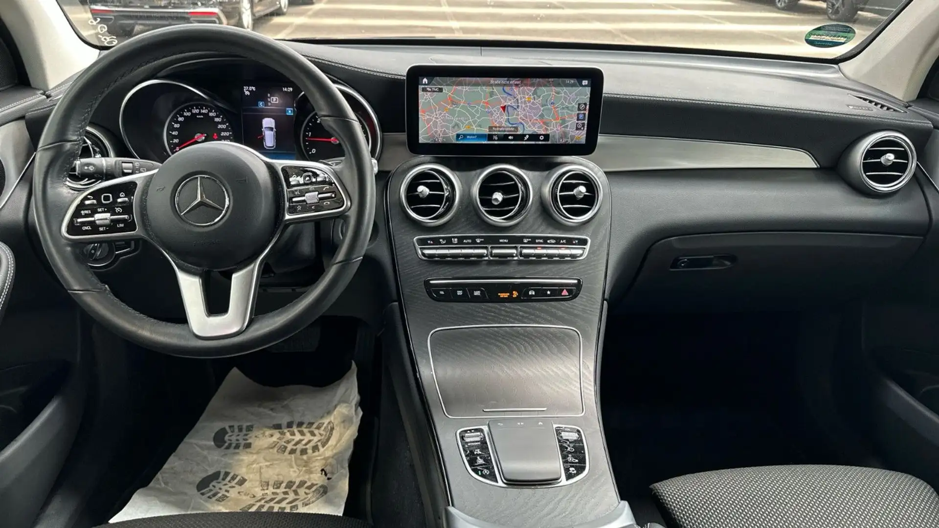 Vehicle image, number 6