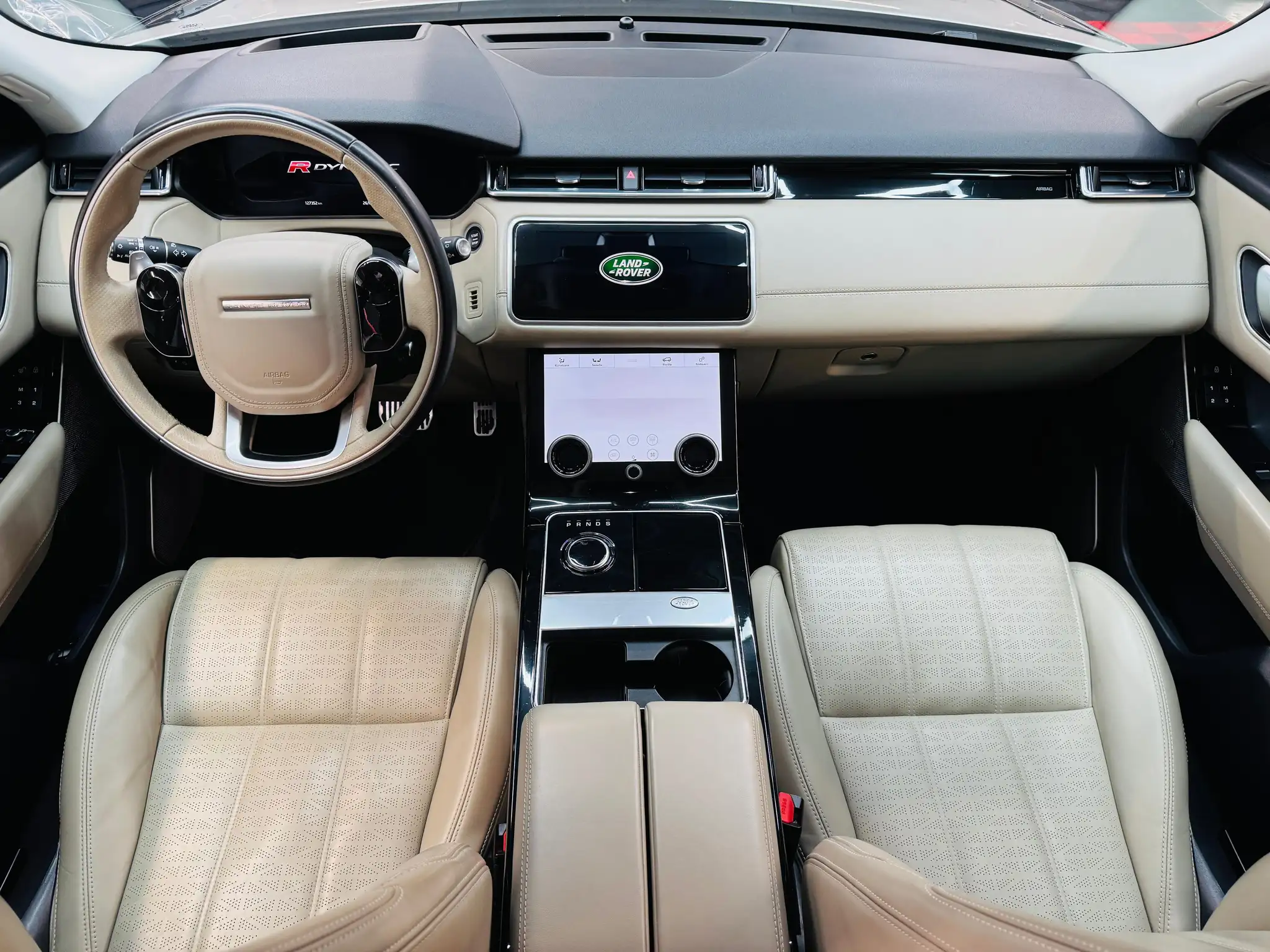 Vehicle image, number 20